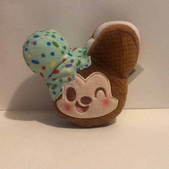 Disney Other - Disney munchlings mickey mouse mint dipped ice cream
